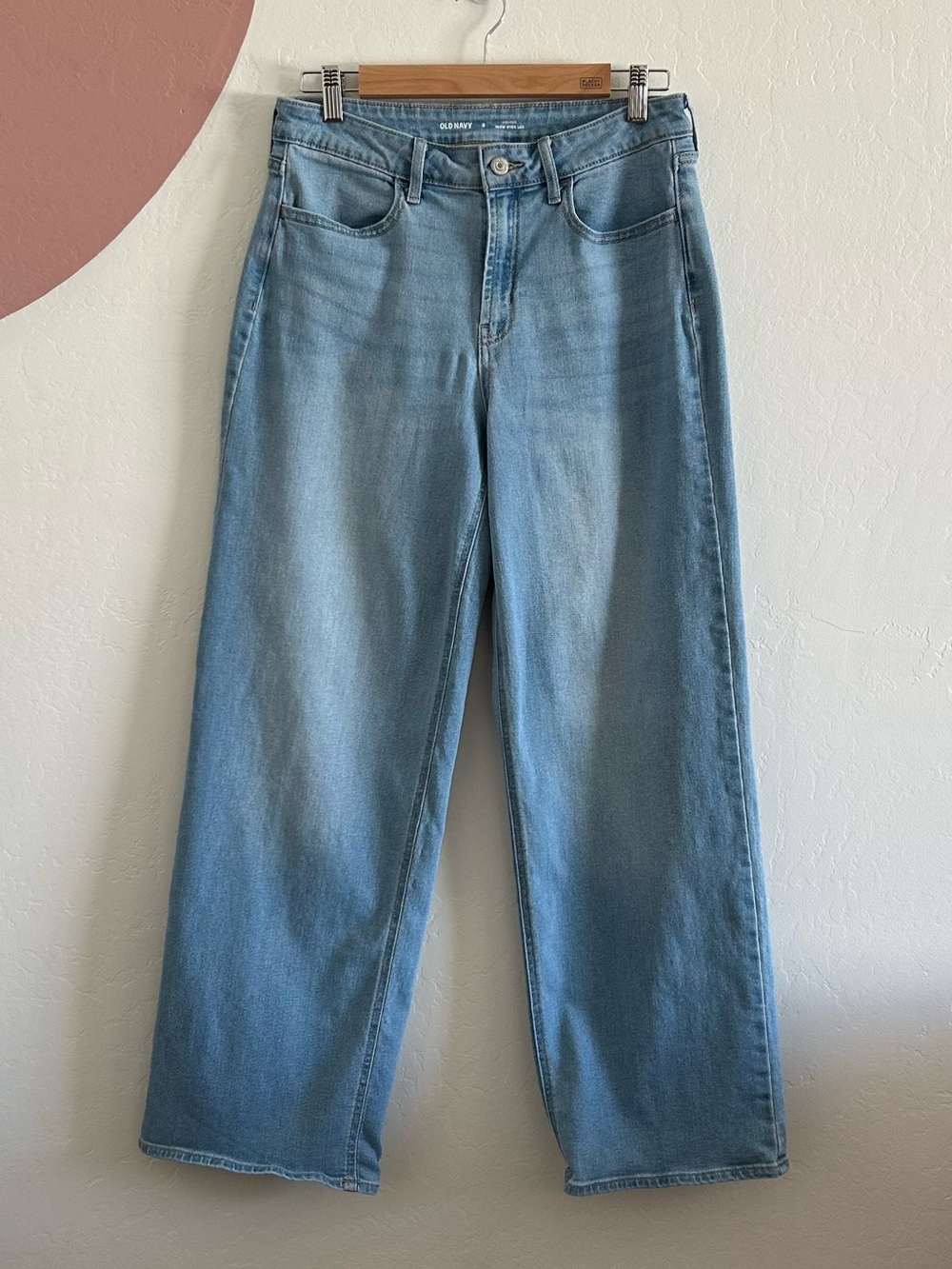 Old Navy Nova high rise WOW wide leg women’s jeans size 8 light blue wash
